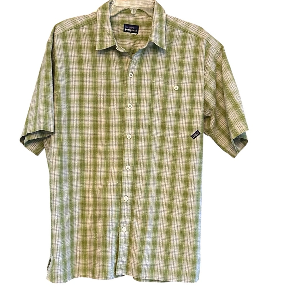 Patagonia Men’s Puckerware Short Sleeve Button Down Shirt